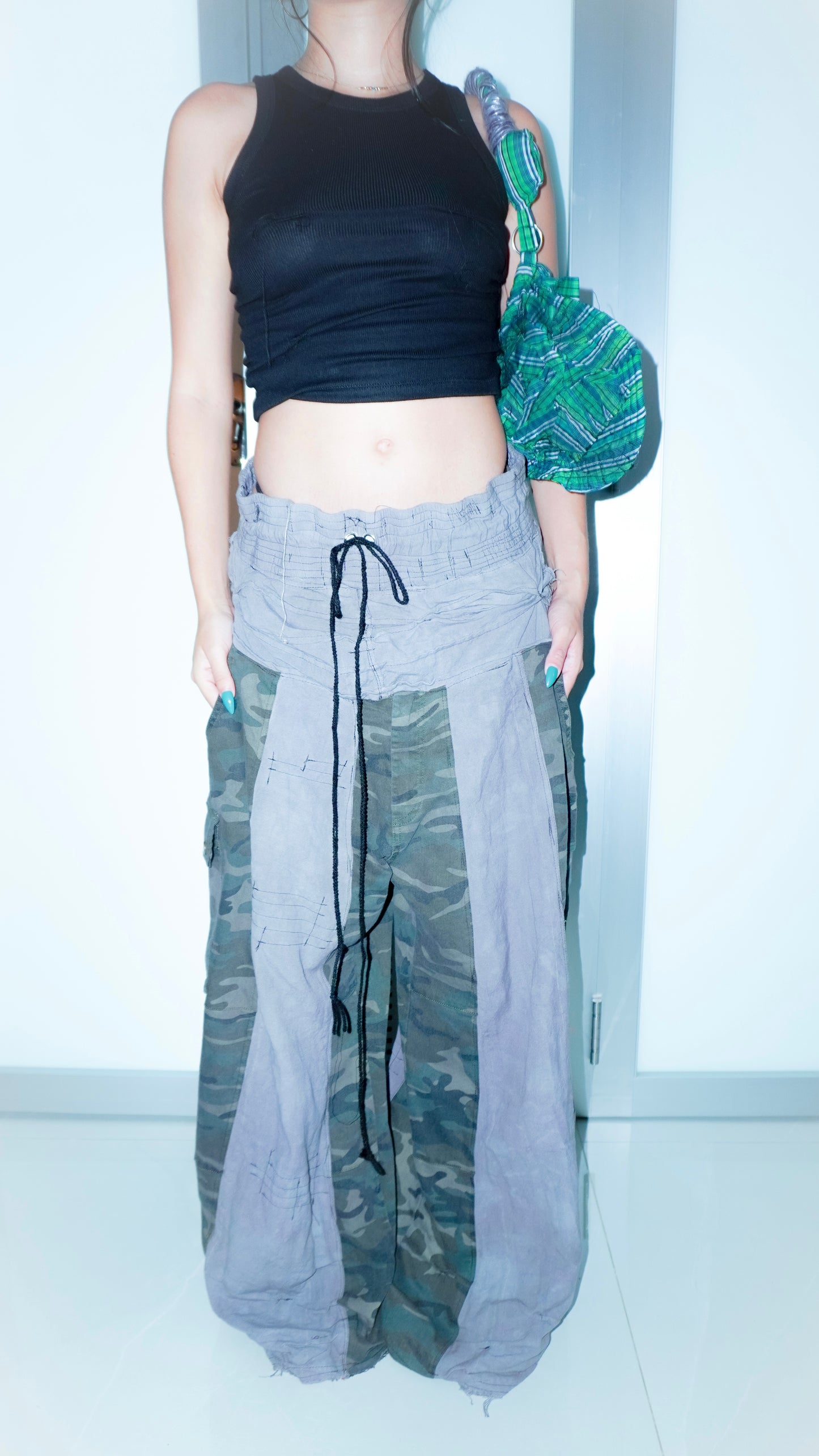 BOX Pants 25